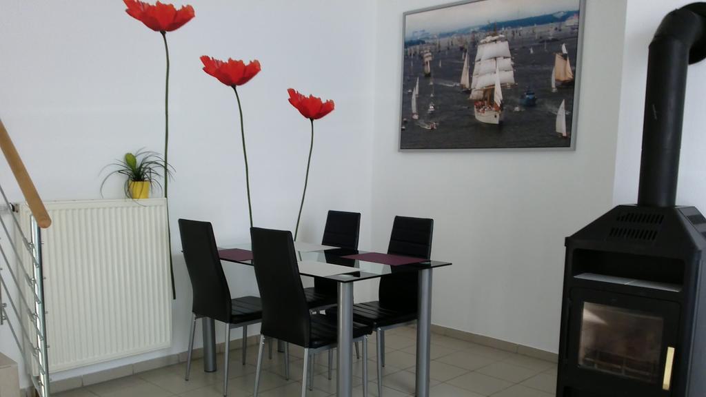 אלטנהולץ Ferienwohnung Holtenau חדר תמונה